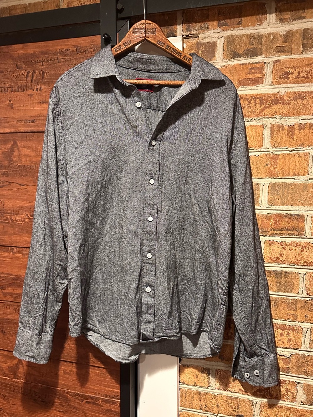 Untuckit Shirt Men's Large Gray Long Sleeve Slim Fit Button Up Shirt